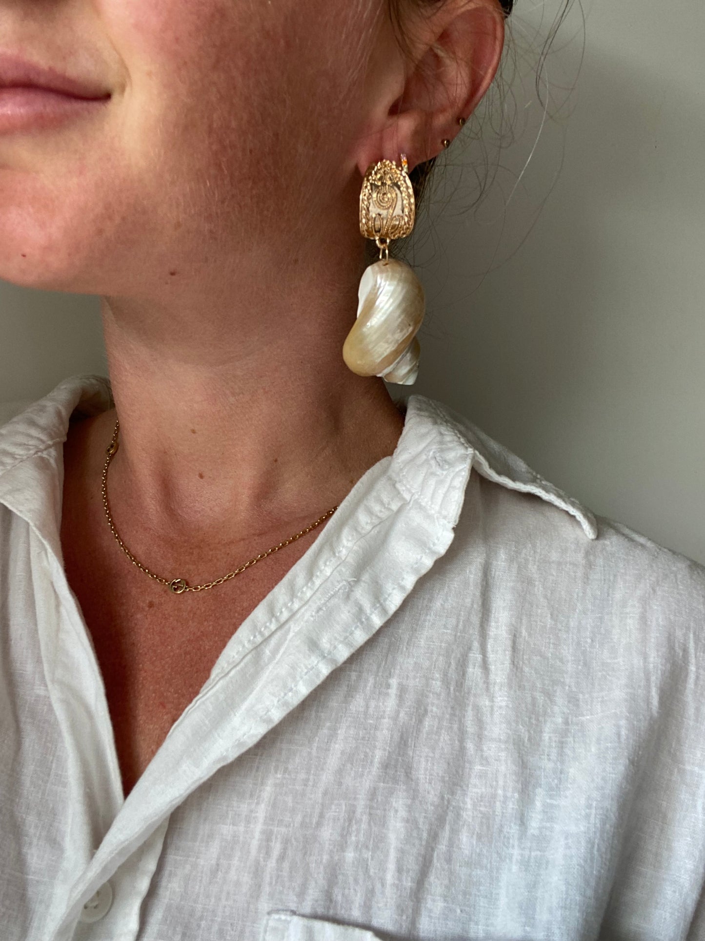 Glam Shell Earring