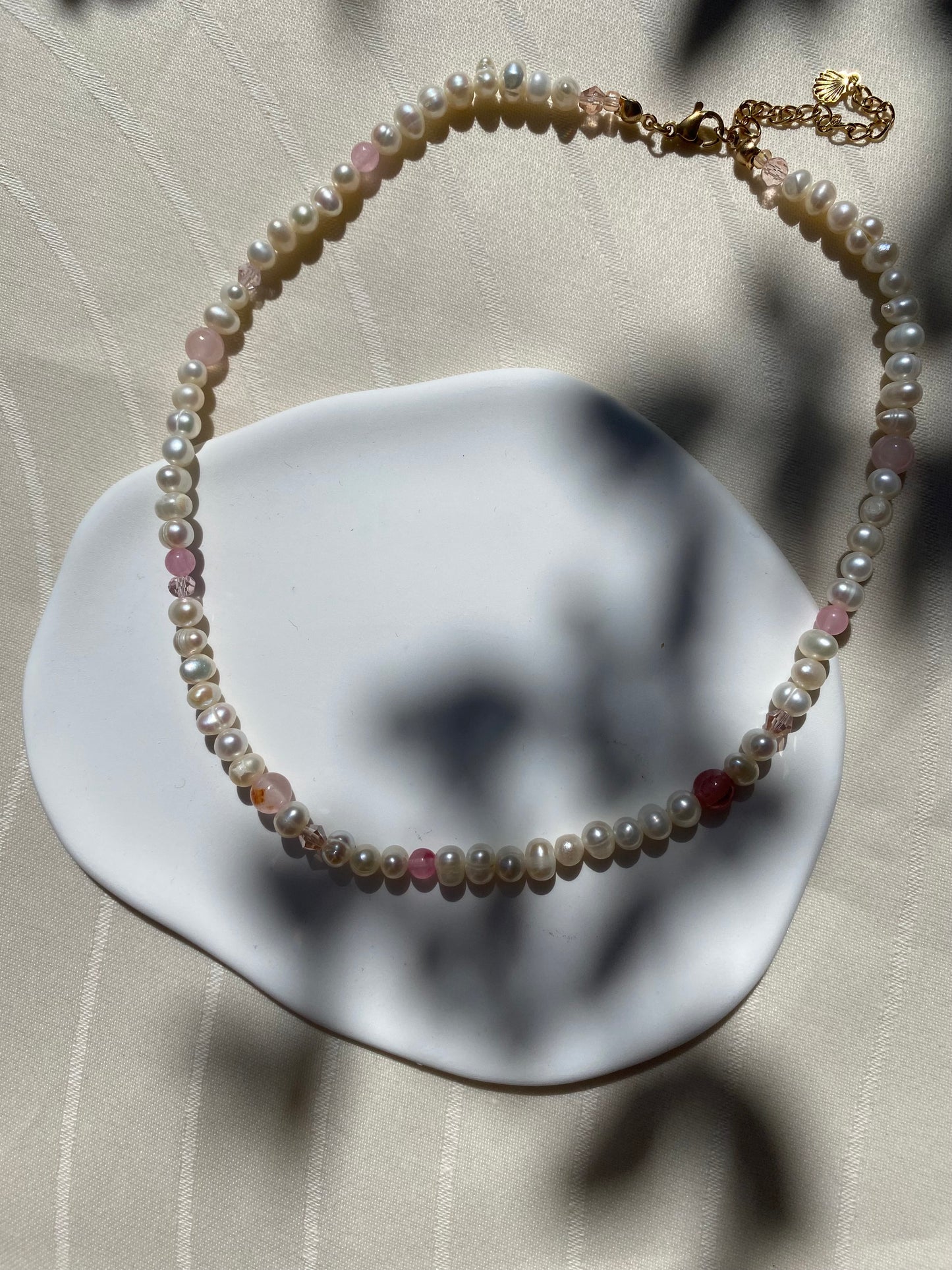 Pretty Pearl Necklace