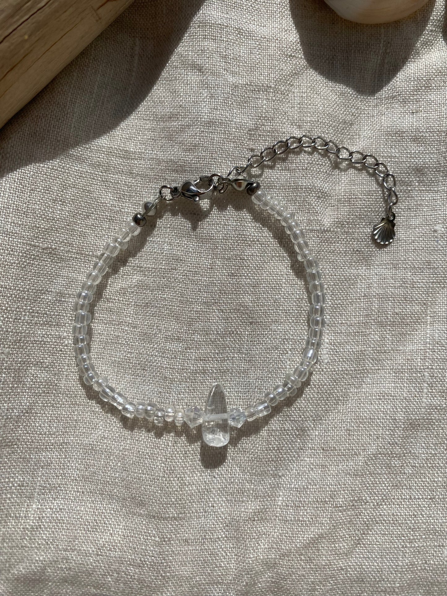 Single Clear Quartz Bracelet