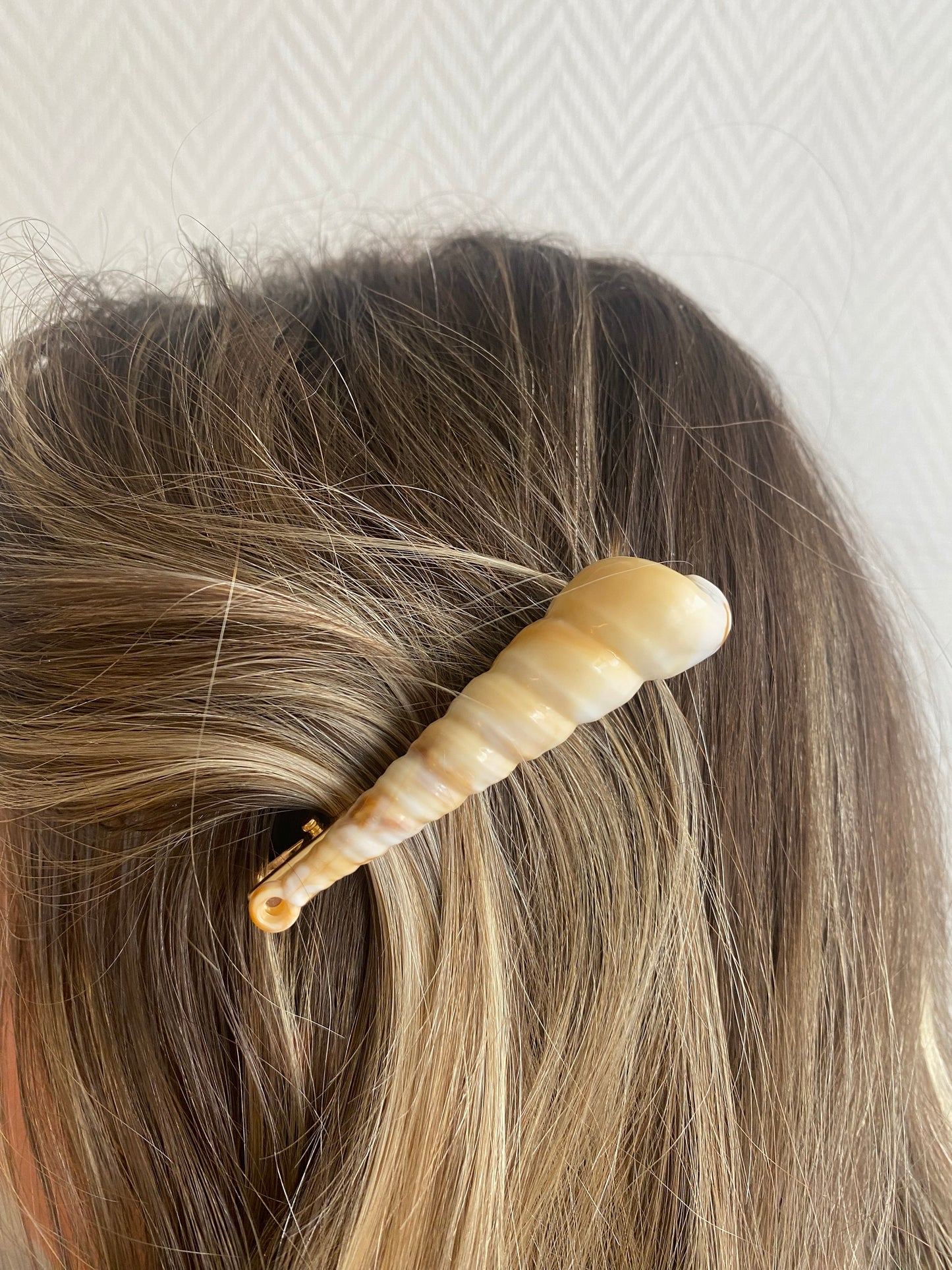 Saint Ocean Shell Hair Clip