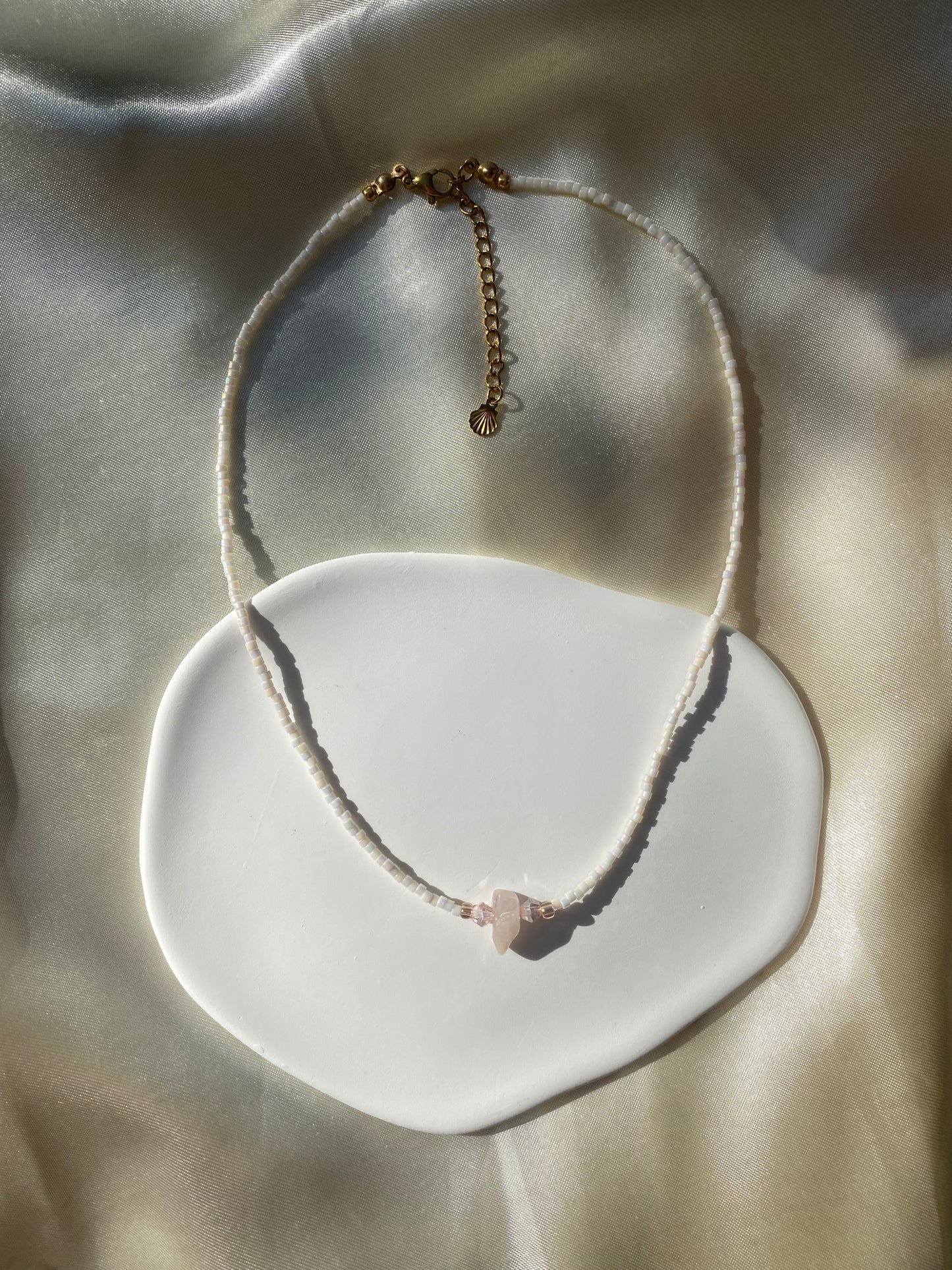 Rose Choker