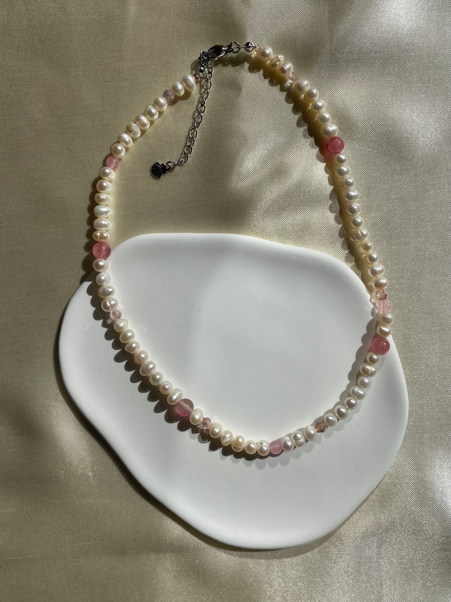 Pretty Pearl Necklace