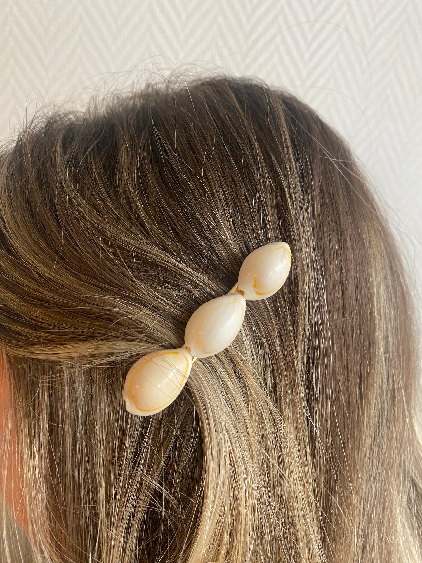Saint Ocean Shell Hair Clip