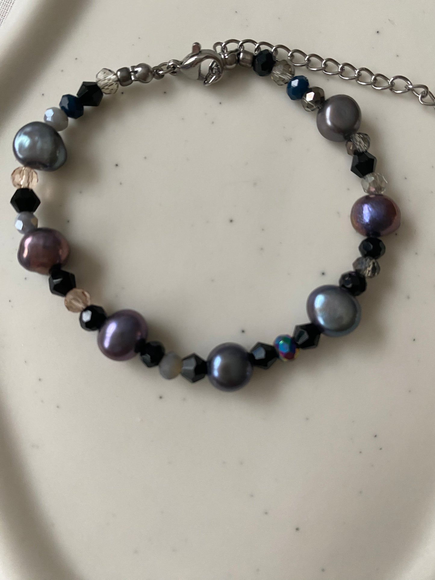Midnight Pearl Bracelet