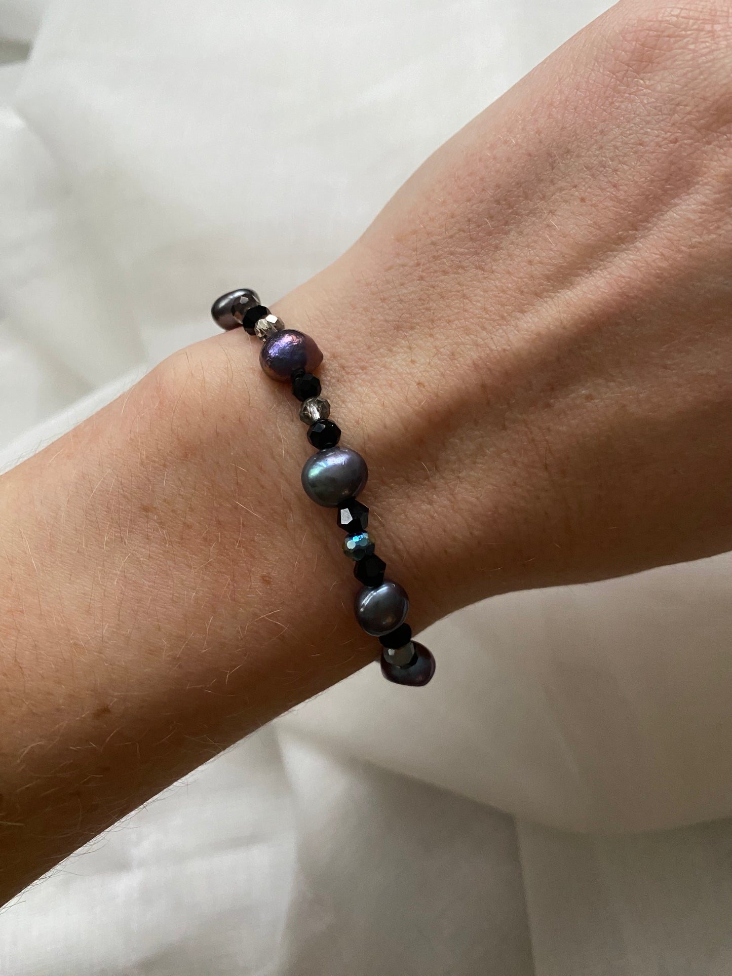 Midnight Pearl Bracelet