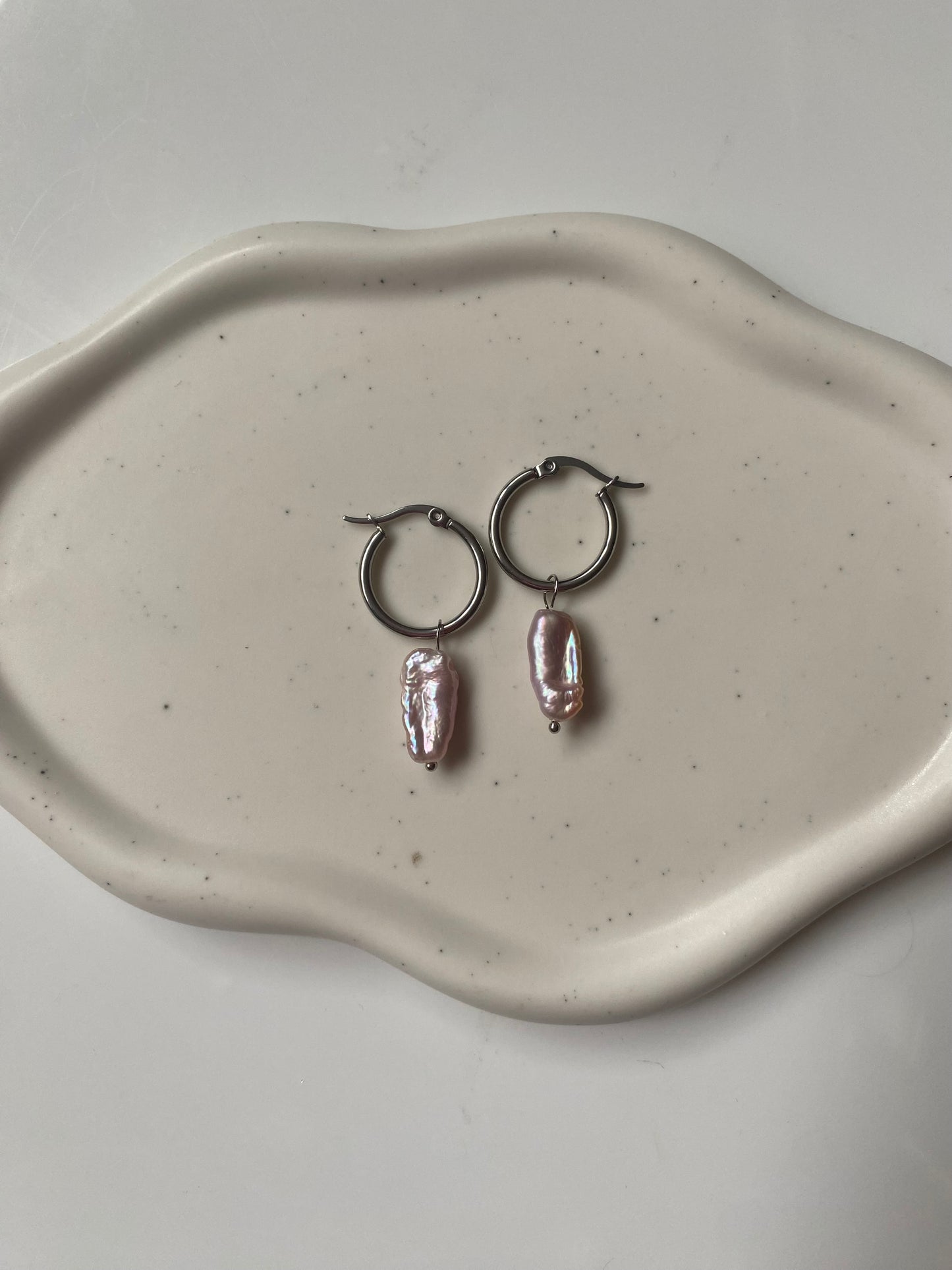 Precious Pearl Earring