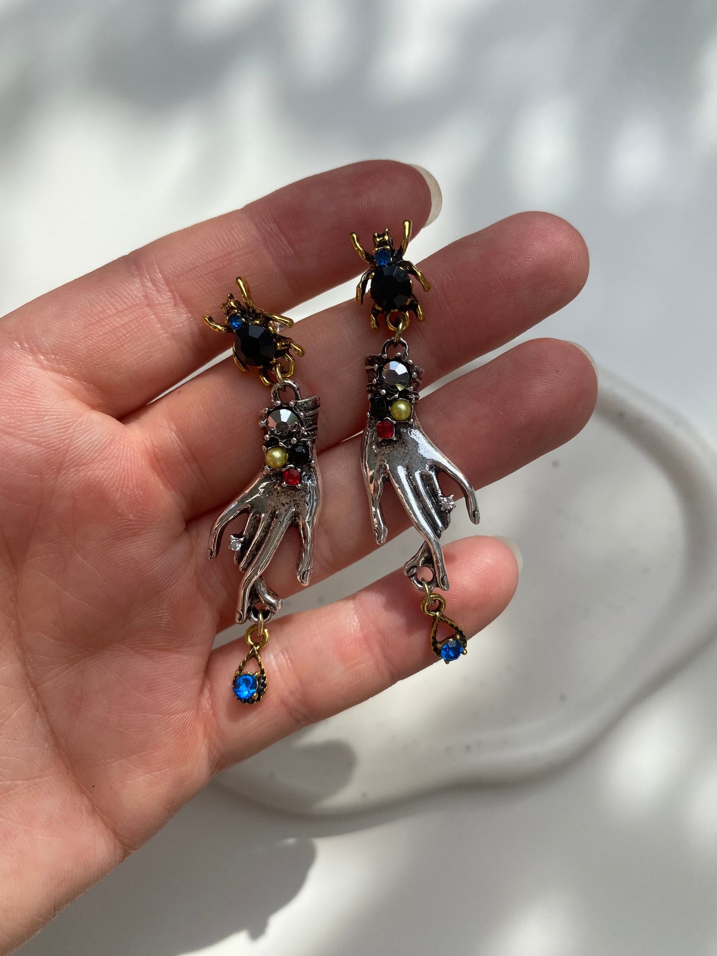 Mystic Hands Earring