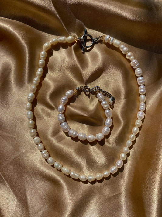 Champagne Pearl Necklace & Bracelet Set