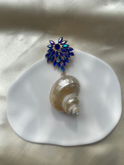 Glam Shell Earring