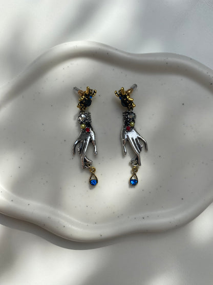 Mystic Hands Earring