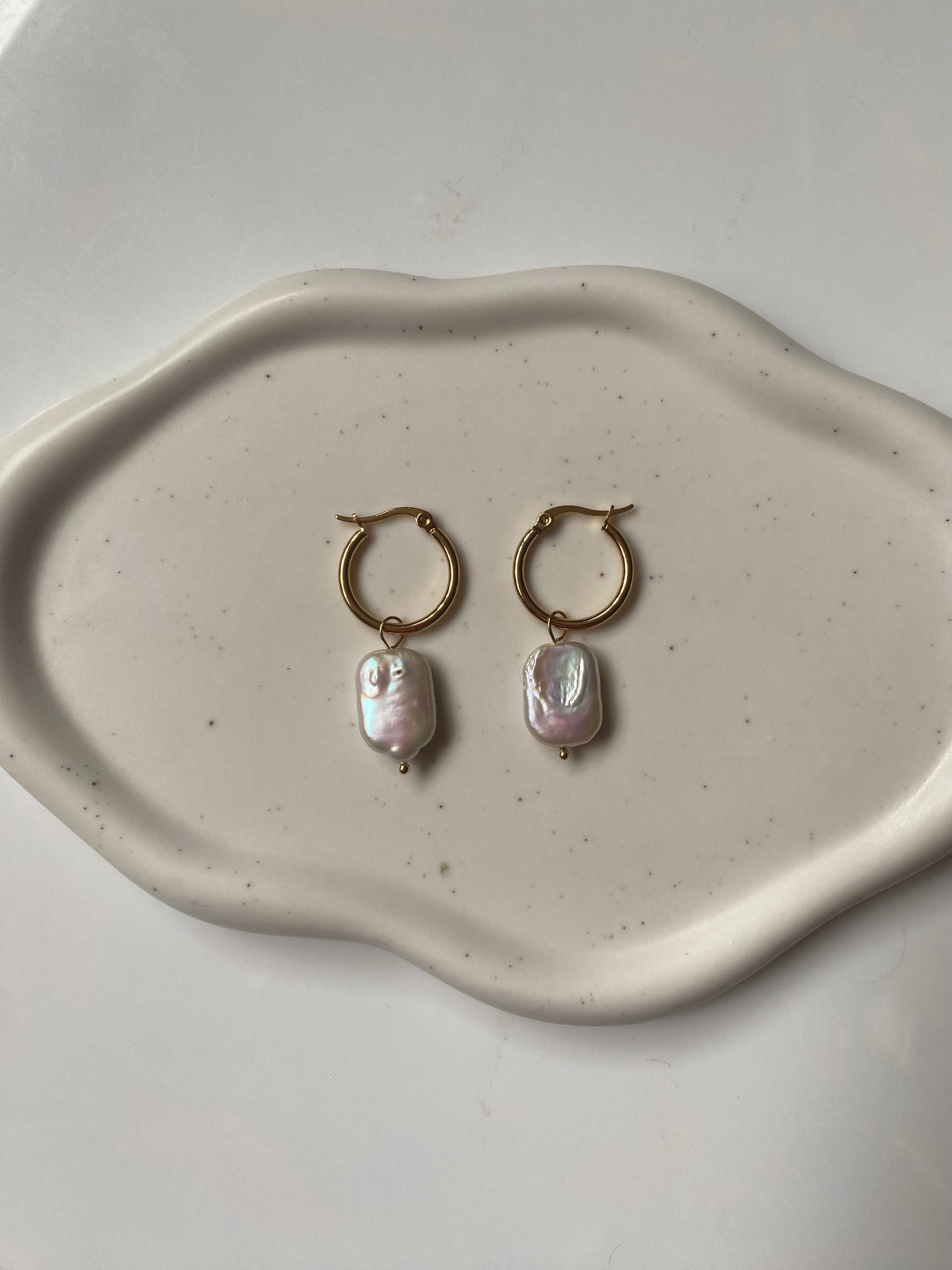 Precious Pearl Earring