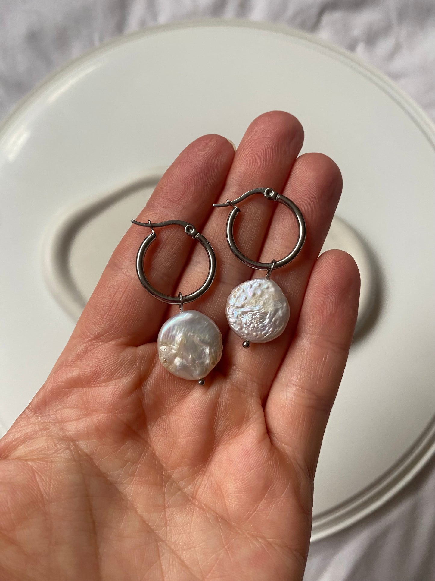 Precious Pearl Earring