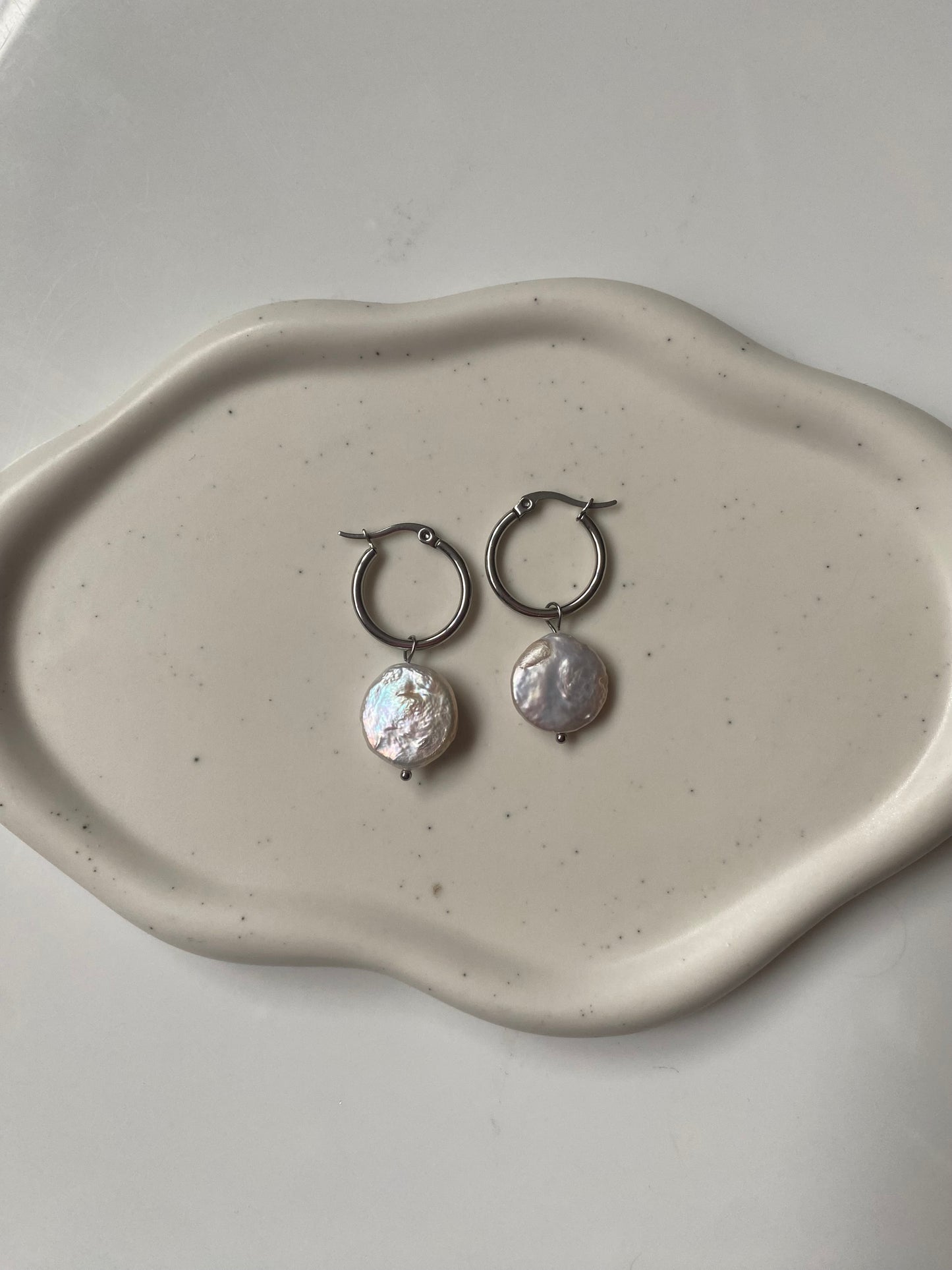 Precious Pearl Earring