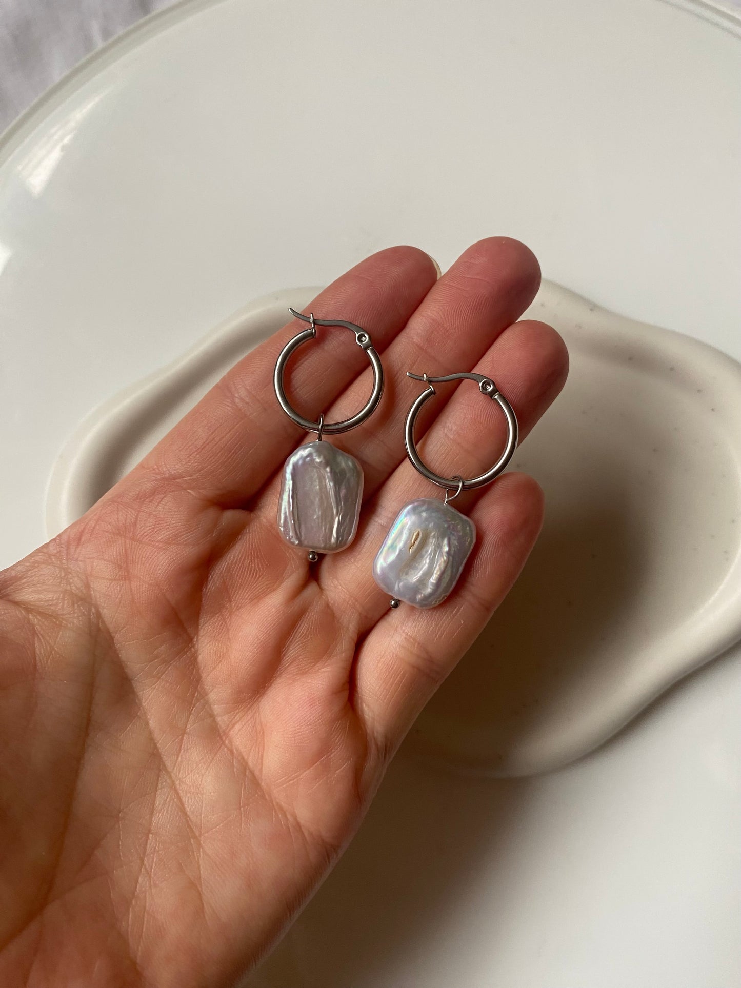 Precious Pearl Earring