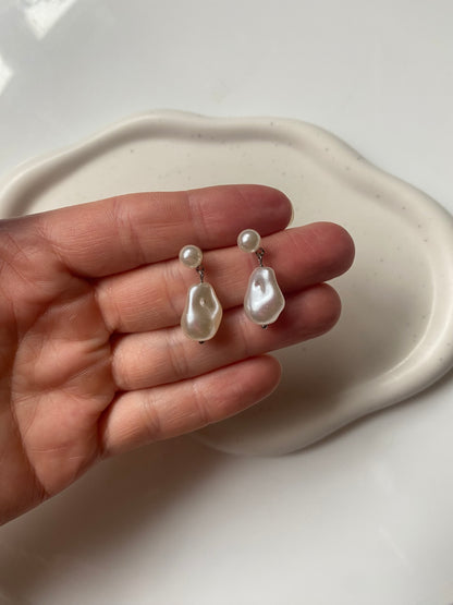 Baroque Pearl Stud Small Earring