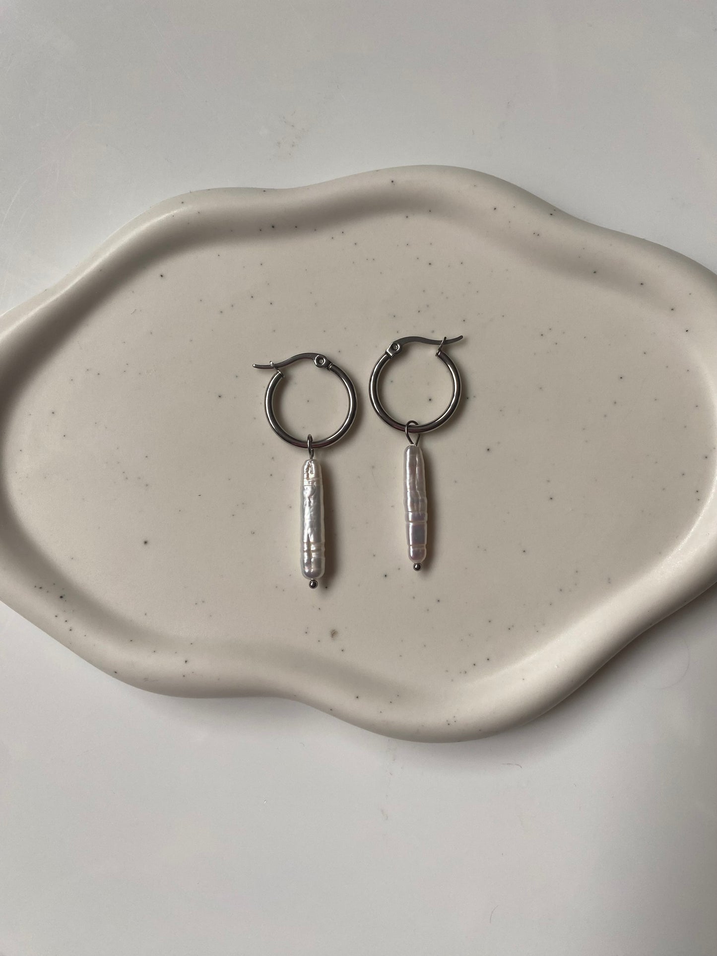 Precious Pearl Earring