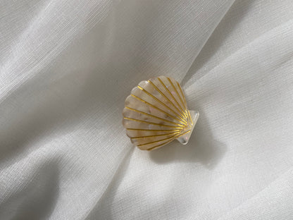 Saint Ocean Shell Hair Claw