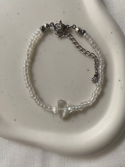 Single Clear Quartz Bracelet