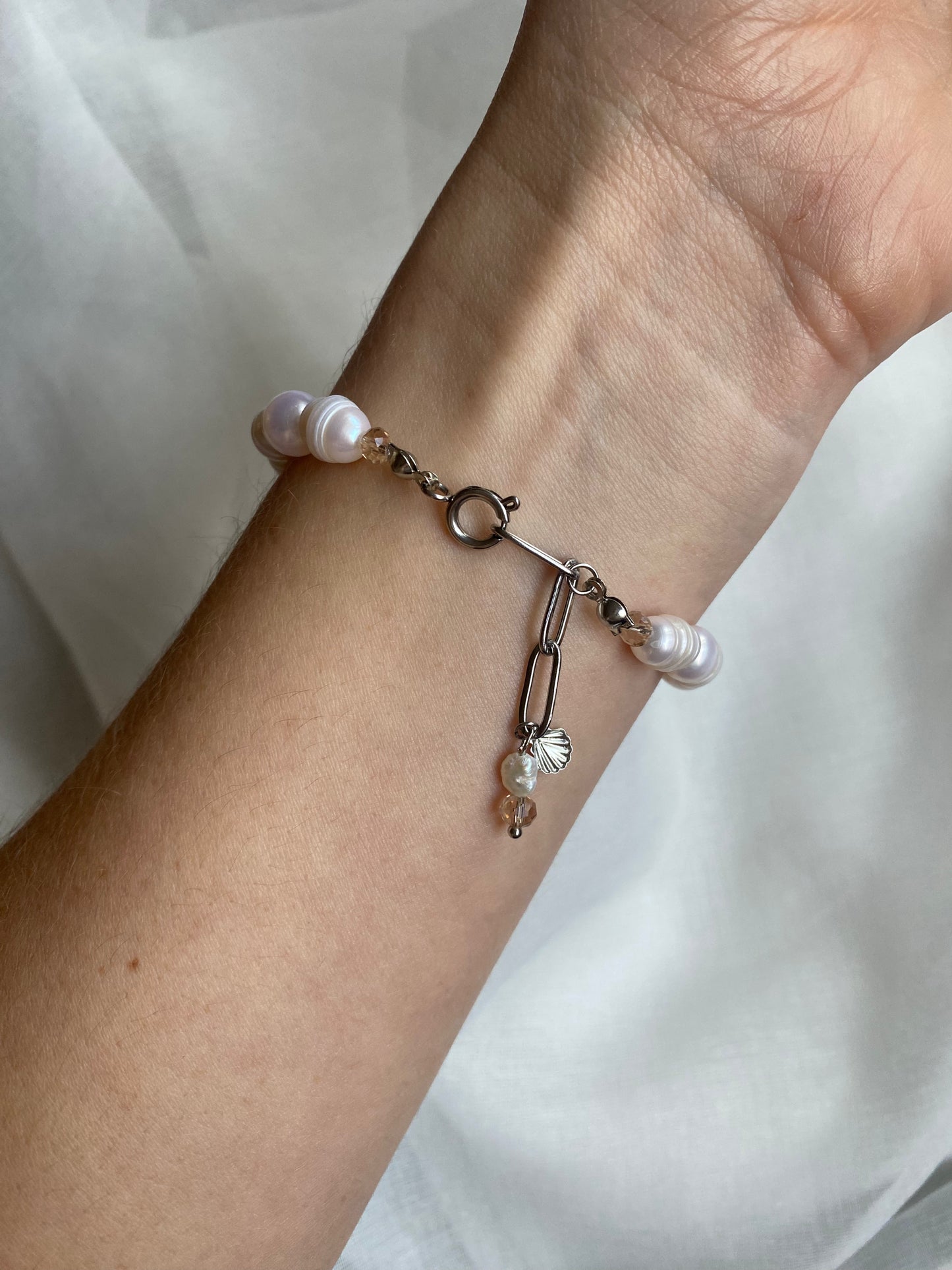 Champagne Pearl Necklace & Bracelet Set