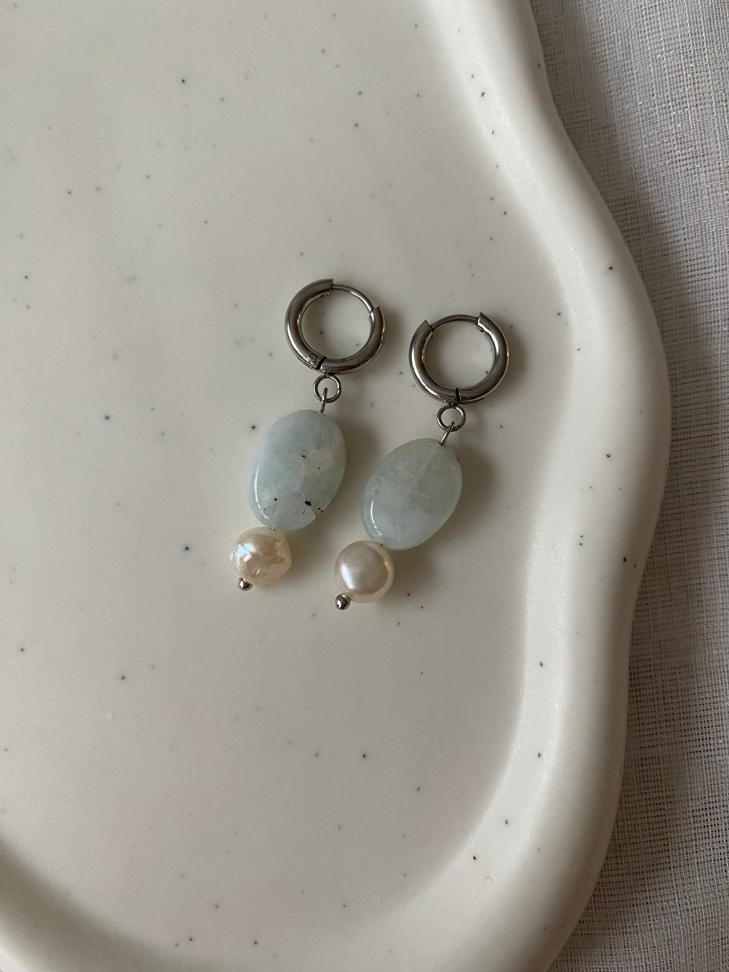 Aquamarine & Freshwater Pearl Earring