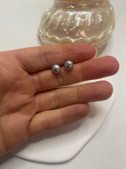 Freshwater Pearl Stud